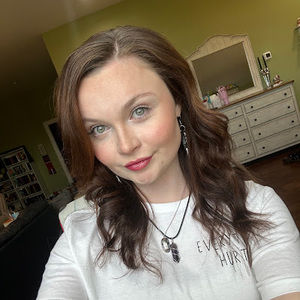 Meet your Posher, Sierra